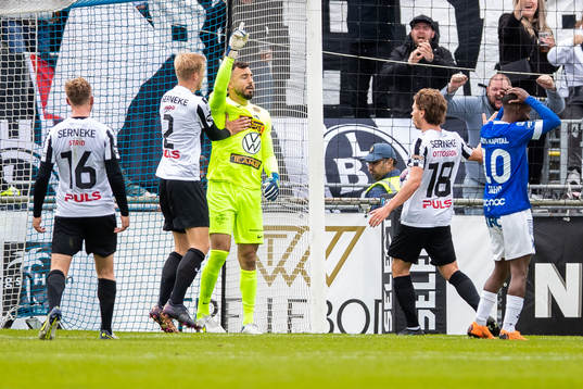 Landskronas målvakt Amr Kaddoura jublar