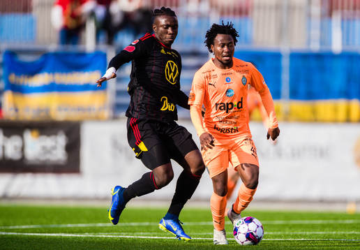 Östersunds Jordan Attah Kadiri och AFC Eskilstunas