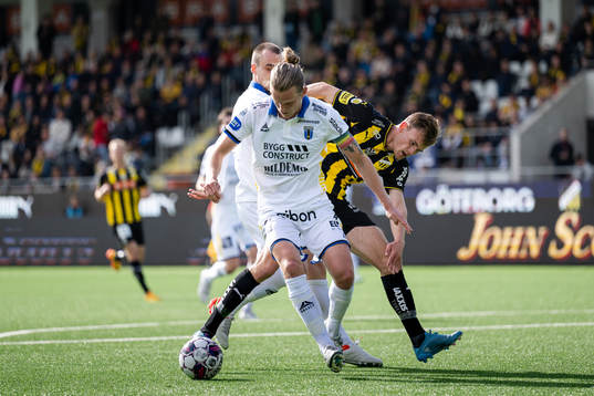 Sirius Tim Björkström och Häckens Oscar Uddenäs
