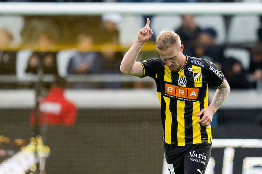 Häckens Mikkel Rygaard Jensen jublar