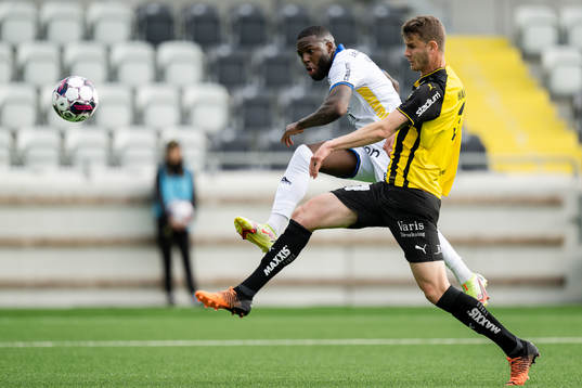 Sirius Christian Kouakou och Häckens Johan Hammar
