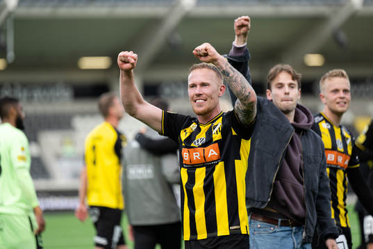 Häckens Mikkel Rygaard Jensen jublar