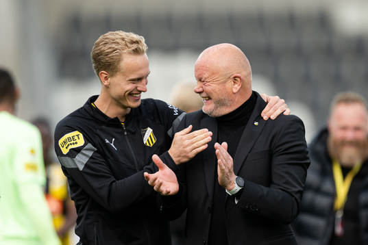 Häckens Gustav Berggren och tränare Per-Mathias Høgmo