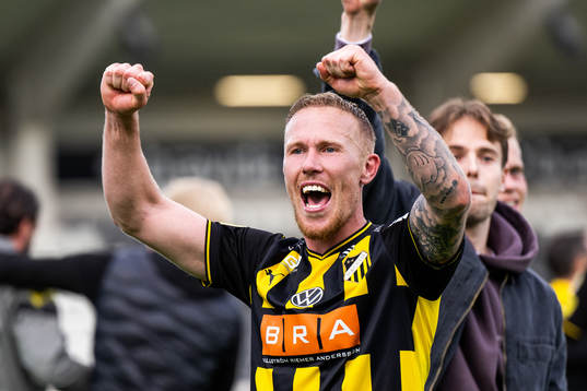 Häckens Mikkel Rygaard Jensen jublar