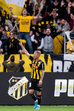 Häckens Mikkel Rygaard Jensen jublar