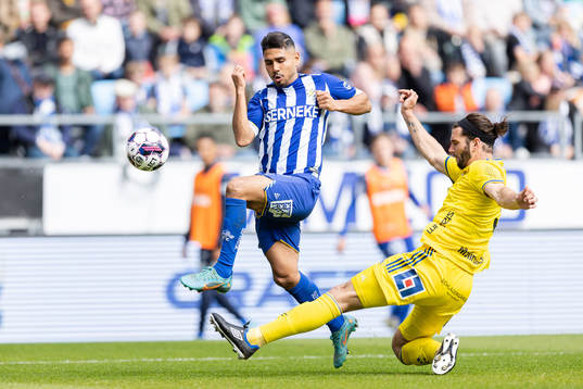IFK Göteborgs Hosam Aiesh och Sundsvalls Forrest Lasso