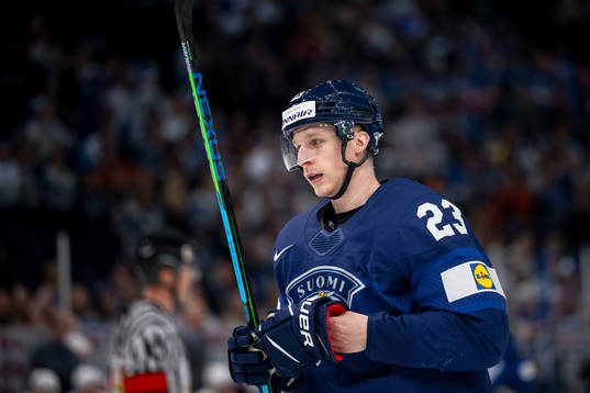 Esa Lindell of Finland