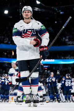 Andrew Peeke of USA looks dejected