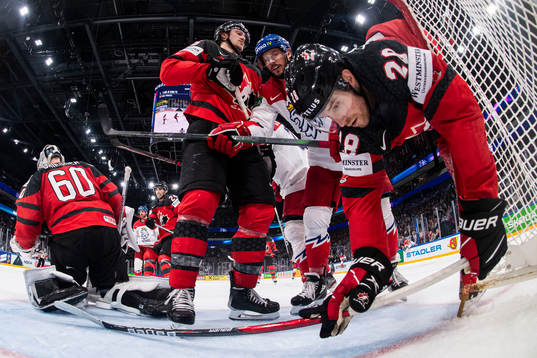 Bläddra bland fler bilder av 2022 IIHF Ice Hockey World Championship, semifinal, Canada - Czech Republic