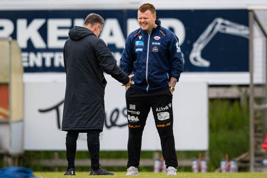 Alexander Straus, head coach of Brann, and John Arne Riise,