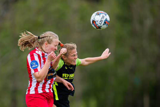 Kaja Olsen of Avaldnes and Marthine Østenstad of Brann