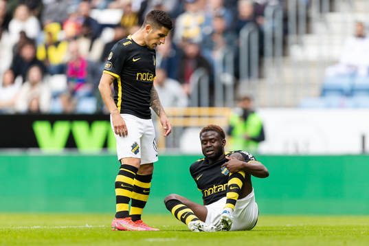 s Benjamin Mbunga Kimpioka har ont