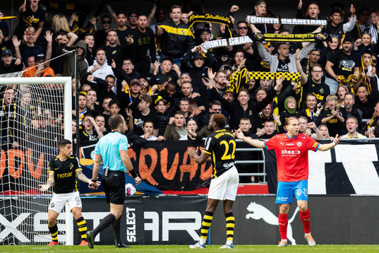 s Nicolas Stefanelli, Benjamin Mbunga Kimpioka och