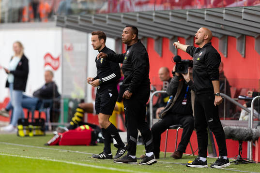 Helsingborgs tränare Alvaro Santos och Mattias Lindström