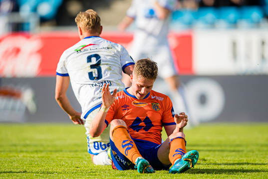 Simen Bolkan Nordli of Aalesund looks dejected