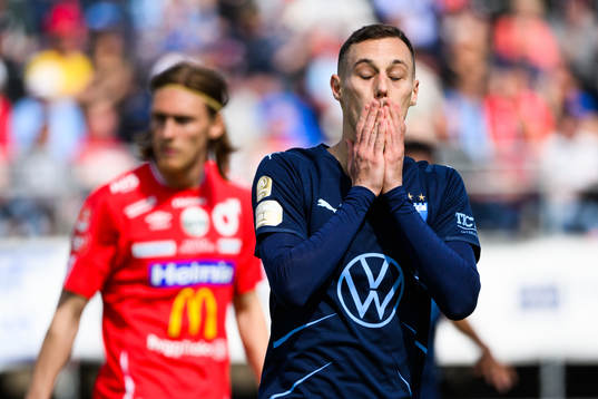 Malmö FFs Veljko Birmancevic deppar