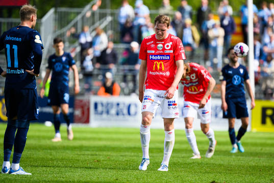 Degerfors Adam Carlén deppar