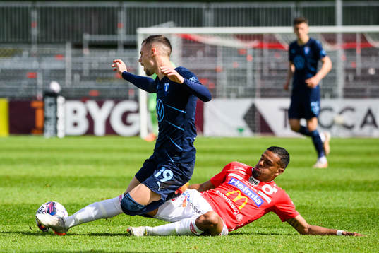 Malmö FFs Veljko Birmancevic och Degerfors Adhavan
