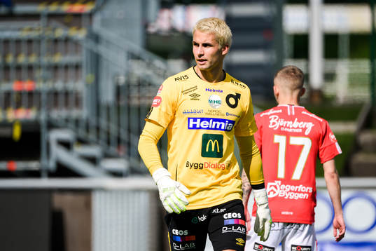 Degerfors målvakt Alfie Malik Whiteman