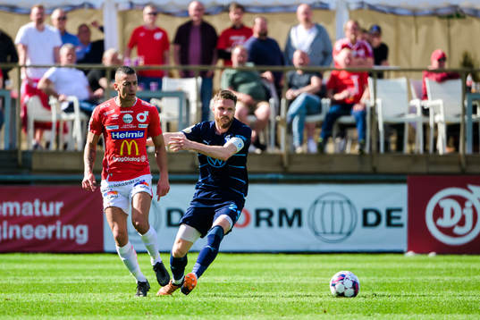 Degerfors Nikola Djurdjic och Malmö FFs Lasse Nielsen