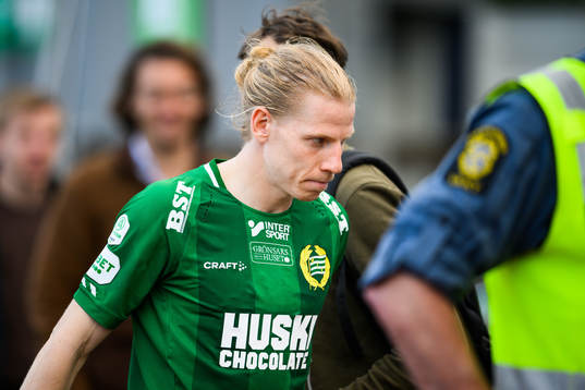 Hammarbys Gustav Ludwigson deppar