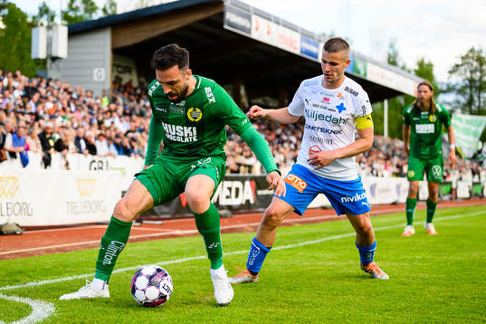 Hammarbys Abdul Khalili och Värnamos Oscar Johansson