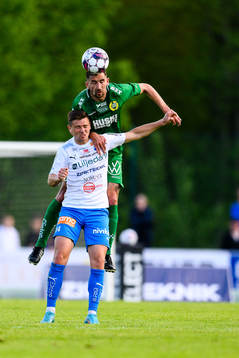 Hammarbys Loret Sadiku och Värnamos Marcus Antonsson