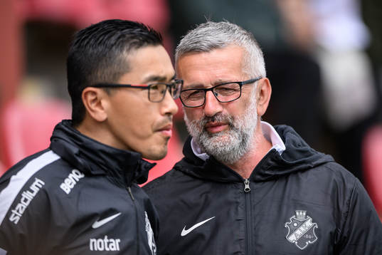 s tränare Jesper Björk och tränare Nebojsa Novakovic