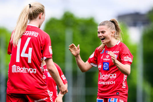 Linköpings Therese Simonsson jublar