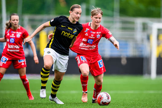 s Jenny Danielsson och Linköpings Nilla Fischer