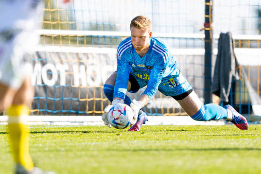 Falkenbergs målvakt Tim Erlandsson