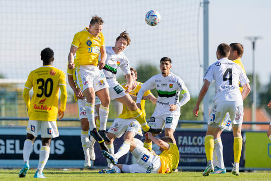 Falkenbergs Robin Hofsö och GAIS August Wängberg