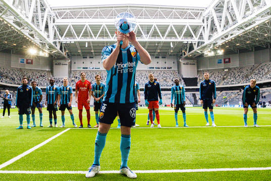 Djurgårdens Hampus Finndell jublar