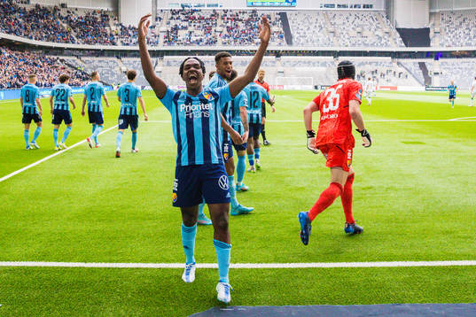 Djurgårdens Joel Asoro jublar