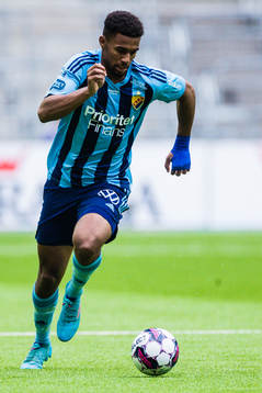 Djurgårdens Isak Hien