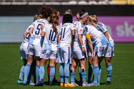 Djurgårdens spelare samlas