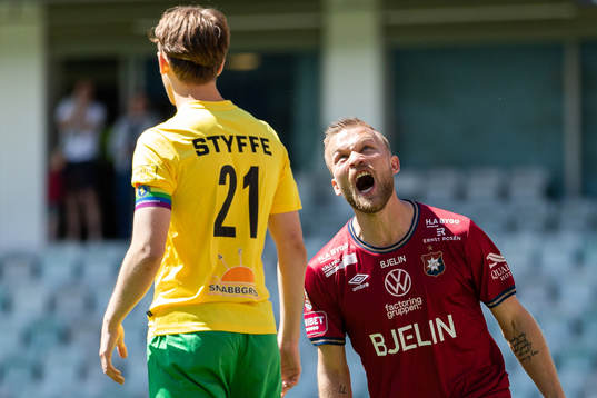 Örgrytes Nicklas Bärkroth deppar