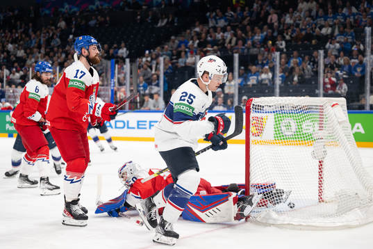 Karson Kaulman of USA celebrates the 0-1 goal