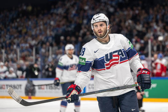 Nate Schmidt of USA