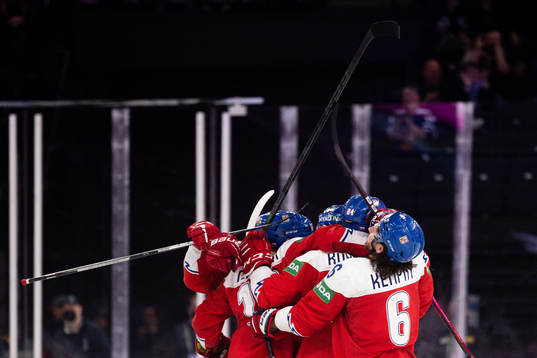 Players of Czech Republic celebrate the 4-3 goal by Roman