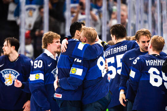 Players of Finland celebrates