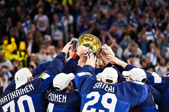 Players of Finland celebrates