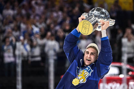 Valtteri Filppula of Finland celebrates with the trophy