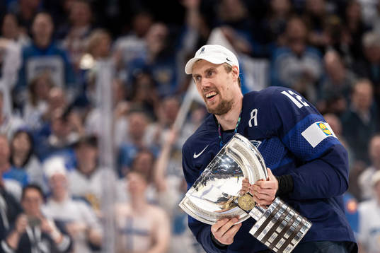 Marko Antilla of Finland celebrats with the trophy