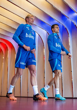 Morten Thorsby and Mohamed Elyounoussi of the Norwegian