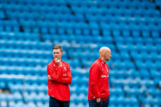 Pål Fjelde and Ståle Solbakken, head coach of the