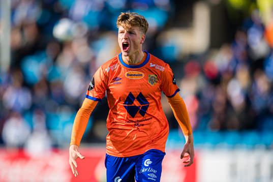 Oscar Solnørdal of Aalesund celebrates
