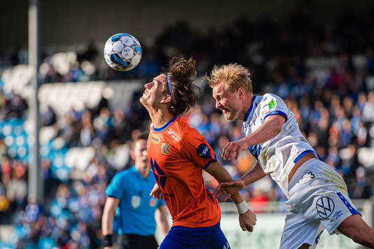Sigurd Hauso Haugen of Aalesund and Nikolas Walstad of