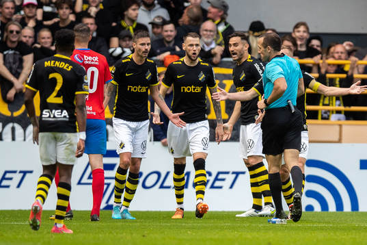 s Mikael Lustig, Alexander Milosevic och Sotirios
