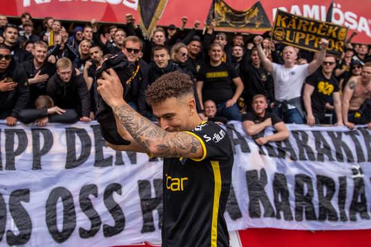 s Jordan Larsson tack supportrarna